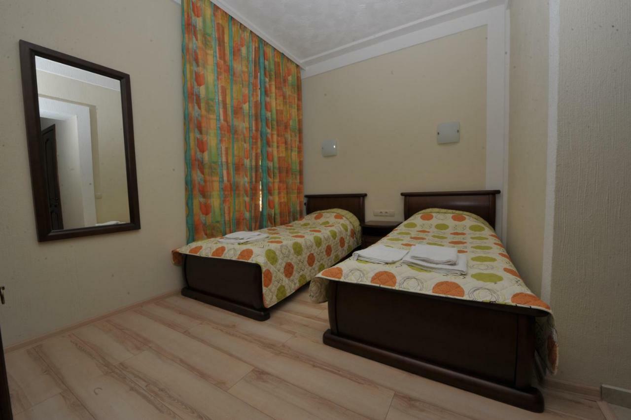Villa Provans Tatariv Ngoại thất bức ảnh
